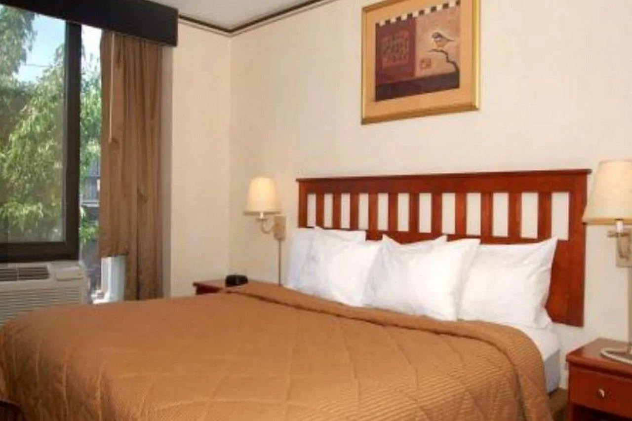 Red Lion Inn & Suites Long Island City New York Hotel