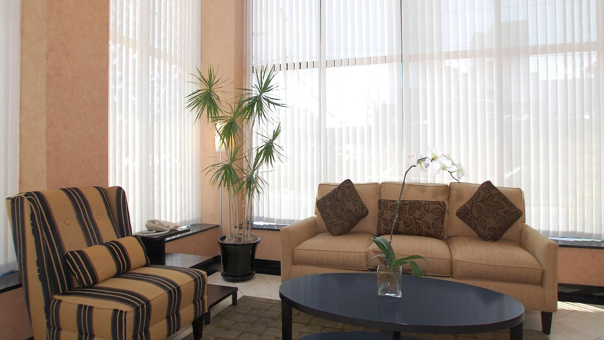 Hotel Red Lion Inn & Suites Long Island City New York