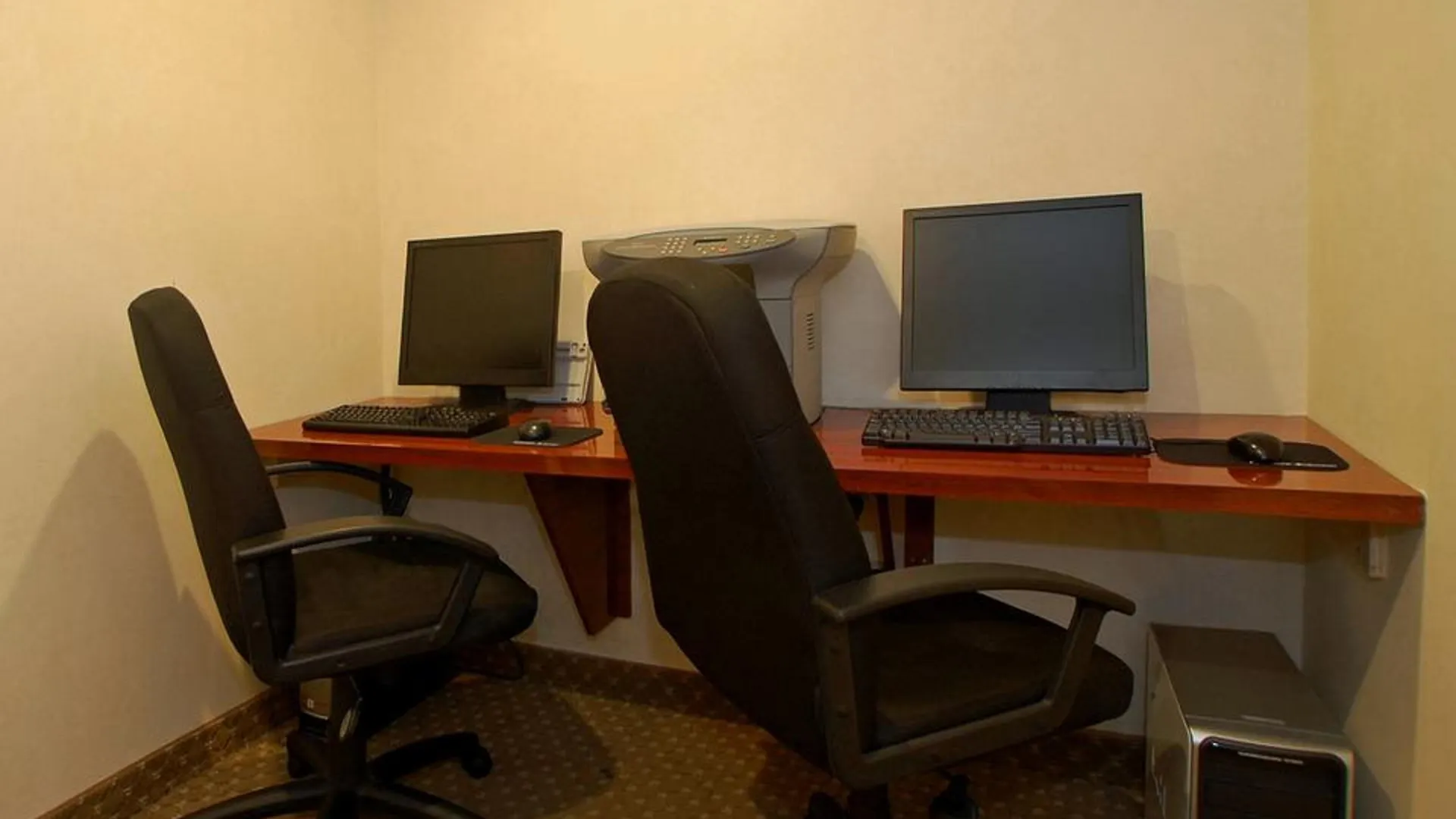 Red Lion Inn & Suites Long Island City New York 3*,