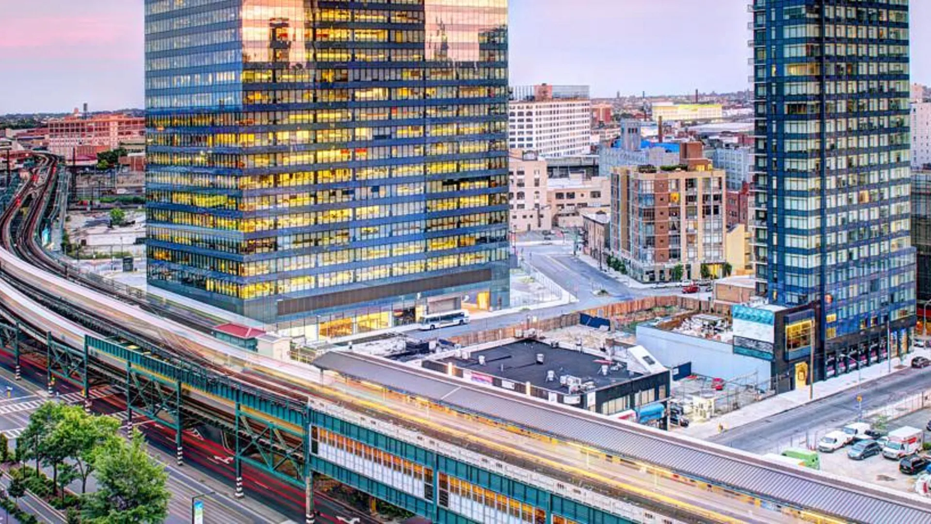 Hotel Red Lion Inn & Suites Long Island City New York