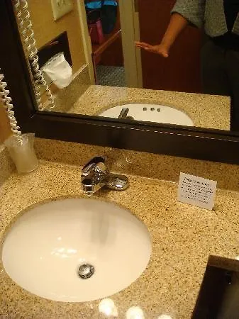 Red Lion Inn & Suites Long Island City New York Hotel
