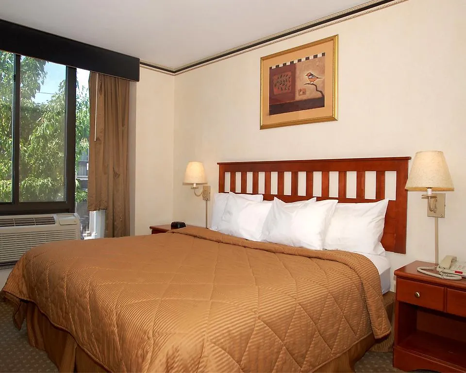 Hotel Red Lion Inn & Suites Long Island City New York