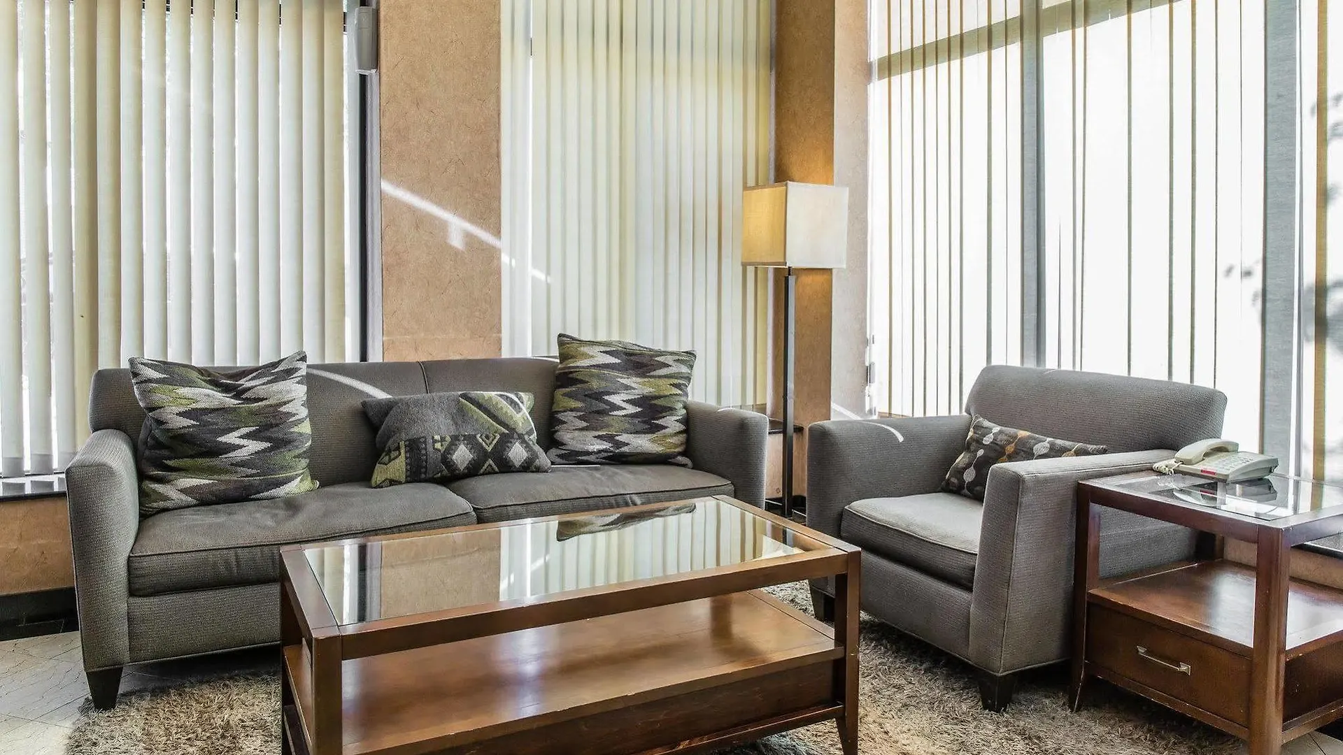 Red Lion Inn & Suites Long Island City New York 3*,