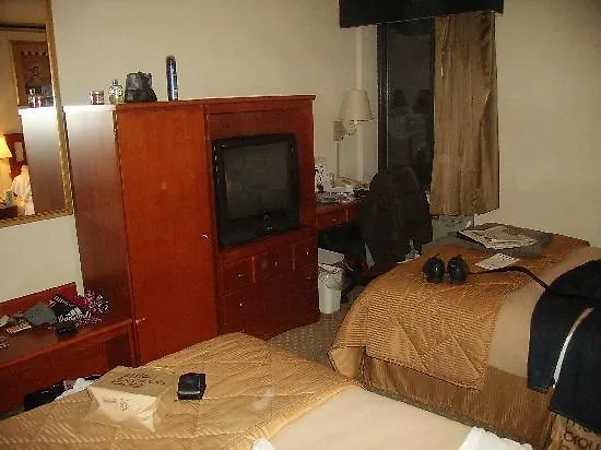 Hotel Red Lion Inn & Suites Long Island City New York