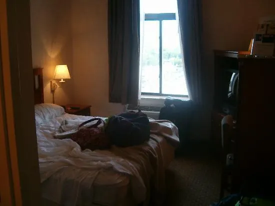 Red Lion Inn & Suites Long Island City New York Hotel