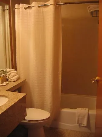 Hotel Red Lion Inn & Suites Long Island City New York