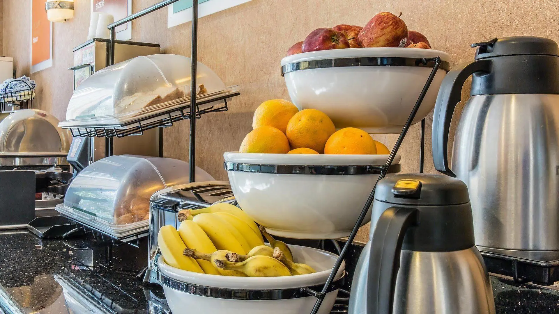 Red Lion Inn & Suites Long Island City Нью-Йорк Отель