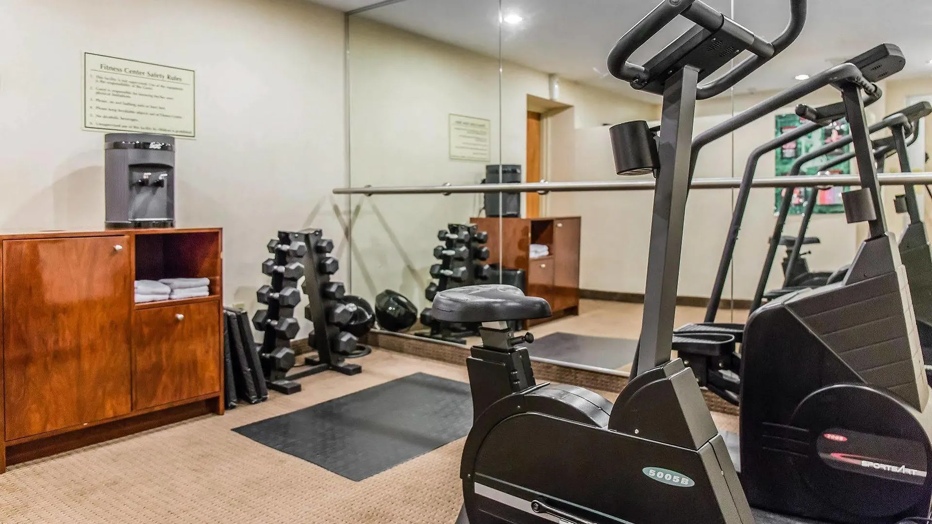 Red Lion Inn & Suites Long Island City New York